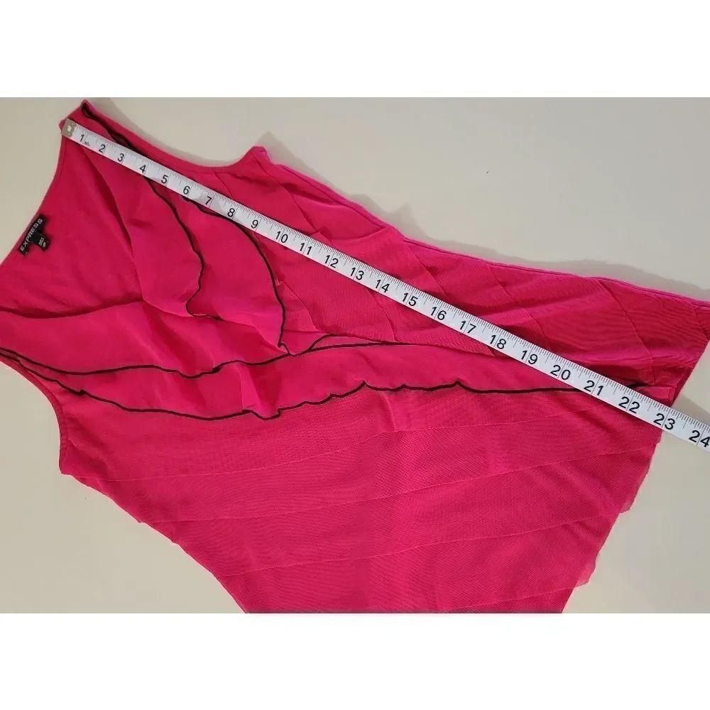 Express Pink Ruffle Tank Top - Picture 4 of 8